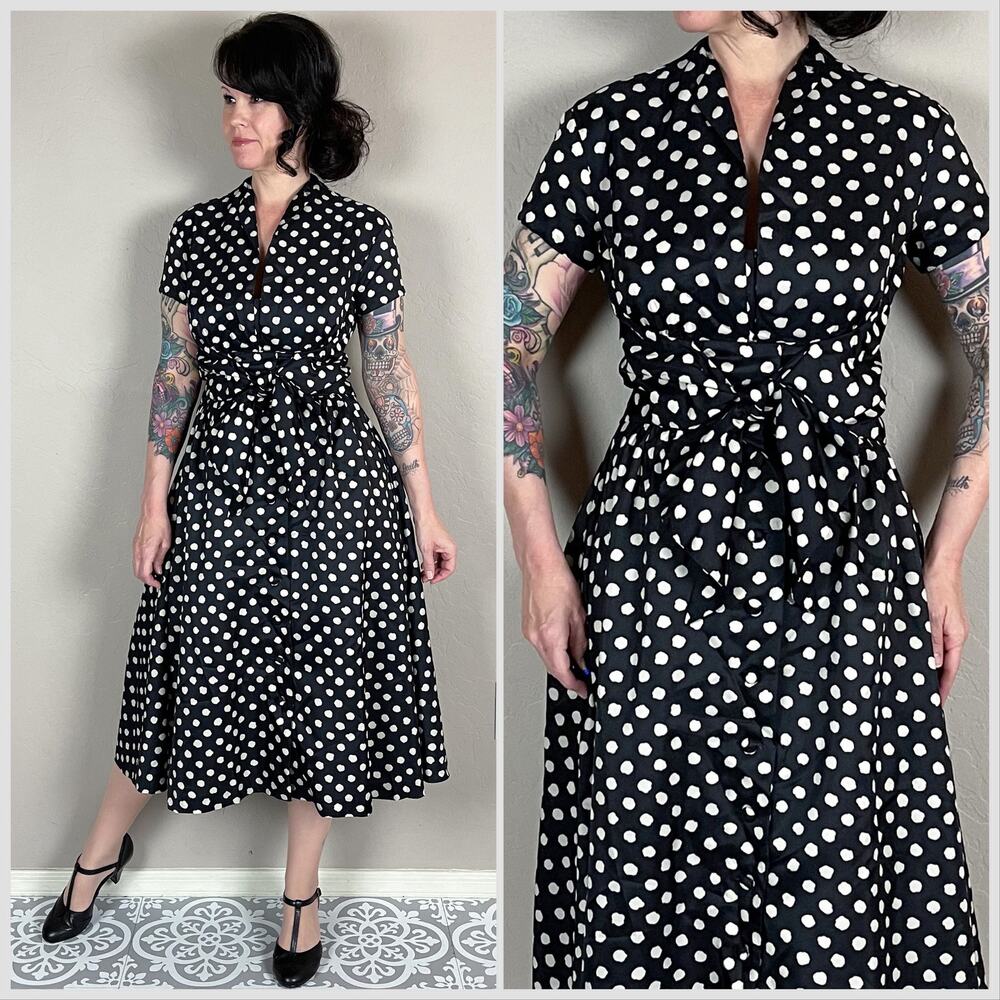 Vintage 1950s Navy Blue Polka Dot Short Sleeve Fit and Flare Midi Dress